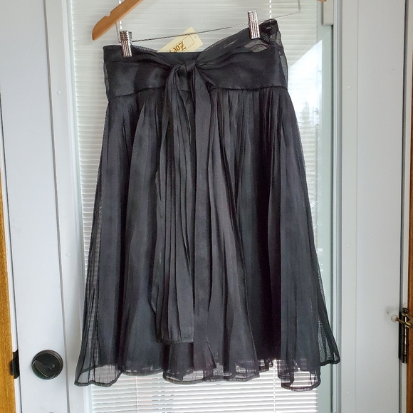 Zoe D black pleated skirt size S - Picture 5 of 6